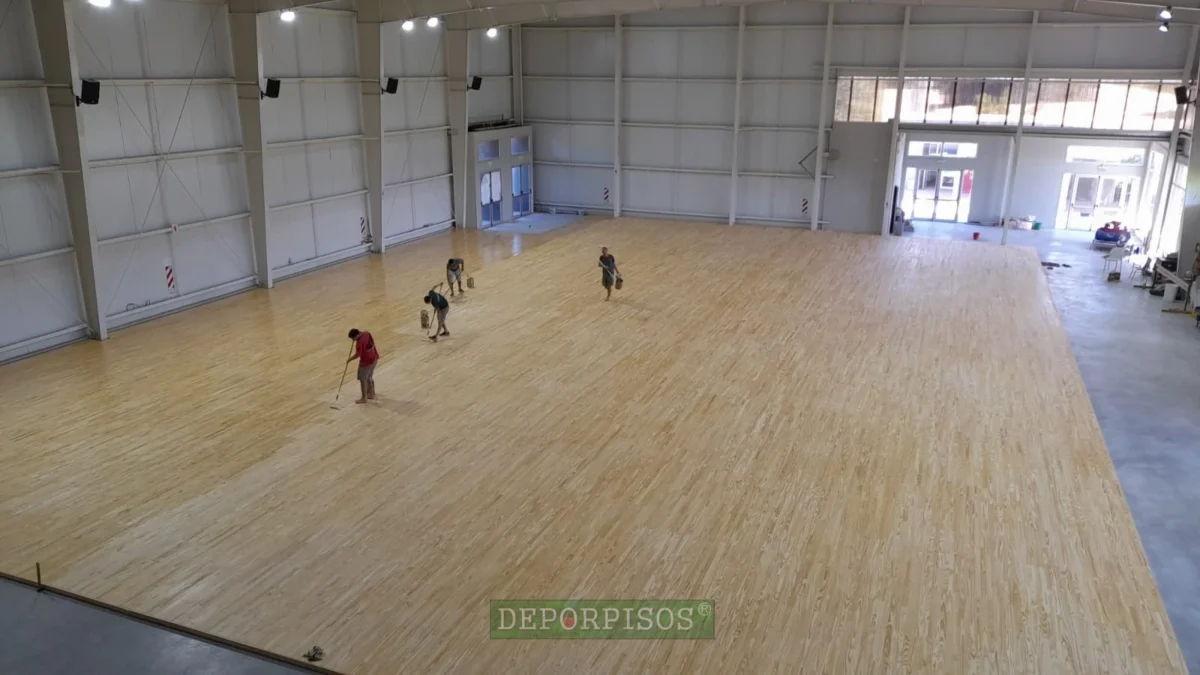 deporpisos enColegio Austin, Campana Buenos Aires austin srl 2 Colegio Austin, Campana Buenos Aires